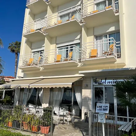 Miramare Hotel 3*