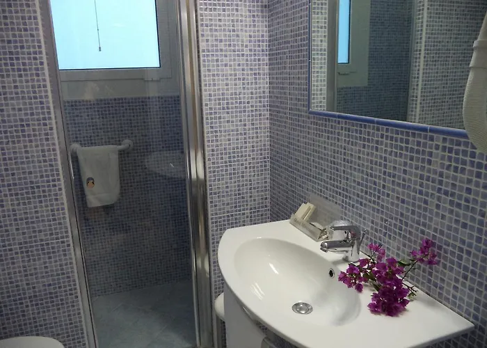 Miramare Hotel 3*