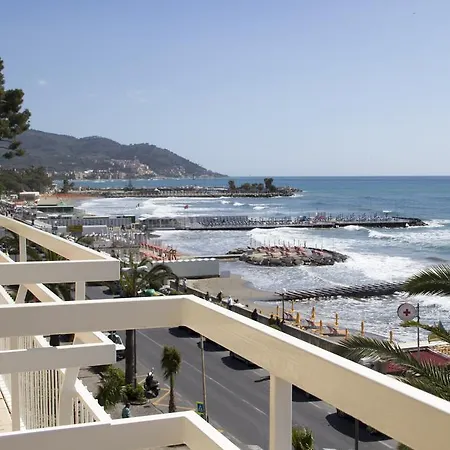 Hotel Miramare Diano Marina